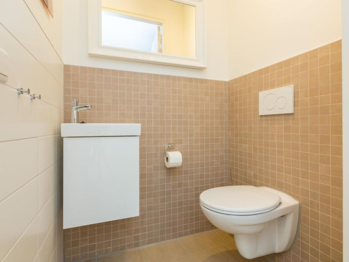 Luxurious Apartment In Zoutelande Near The Centre Екстериор снимка